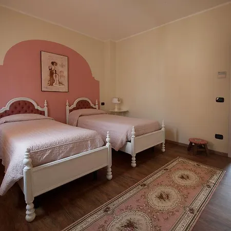 Ca Di Capri Aparthotel 3*
