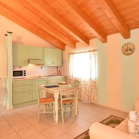 Ca Di Capri Aparthotel Bussolengo