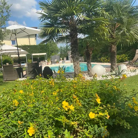Ca Di Capri Aparthotel Bussolengo