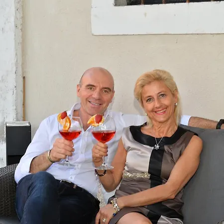 Ca Di Capri 4* 부솔렌고