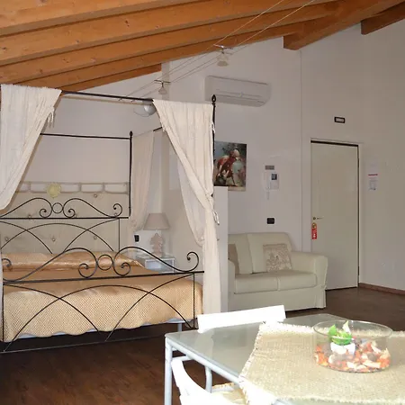 Ca Di Capri Hotel apartamentowy Bussolengo