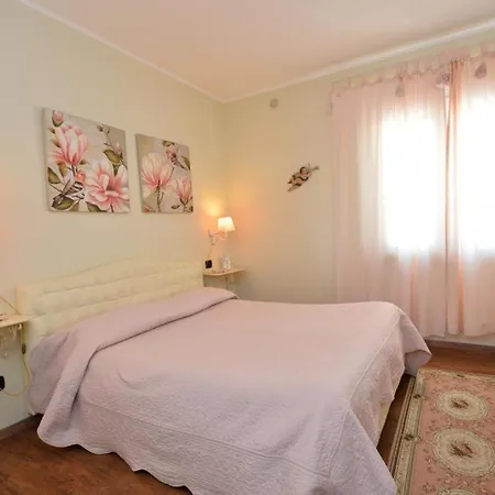 Ca Di Capri Aparthotel Bussolengo
