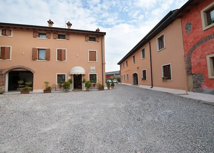 Ca Di Capri شقة فندقية