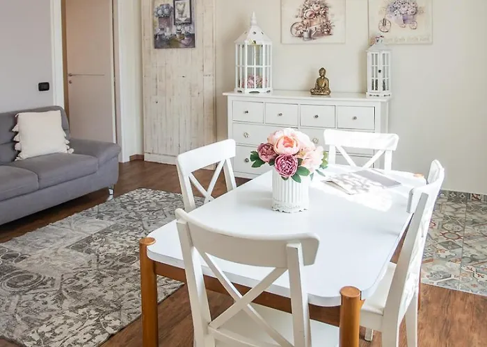 Ca Di Capri شقة فندقية بوسولينغو