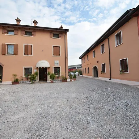 Ca Di Capri Apartmanhotel