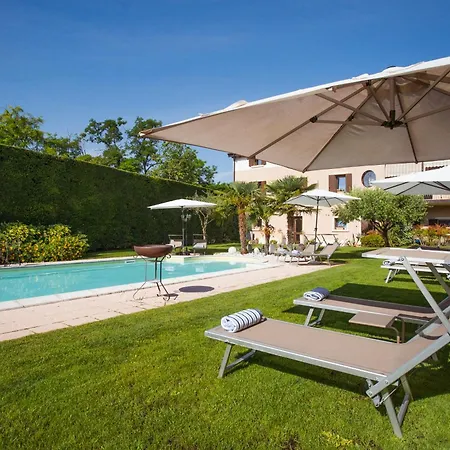 Ca Di Capri Apartmanhotel