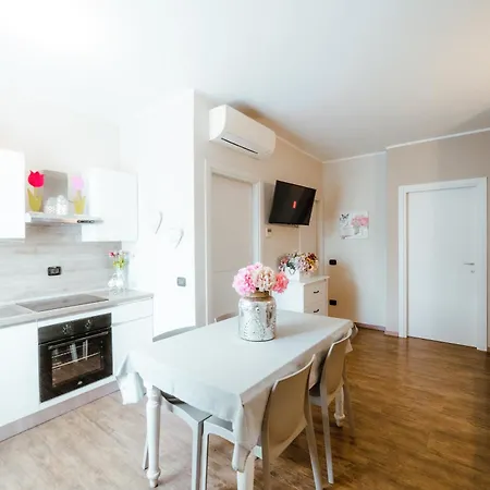 Ca Di Capri Apartmanhotel Bussolengo