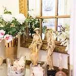 Ca Di Capri Apartmanhotel 4*